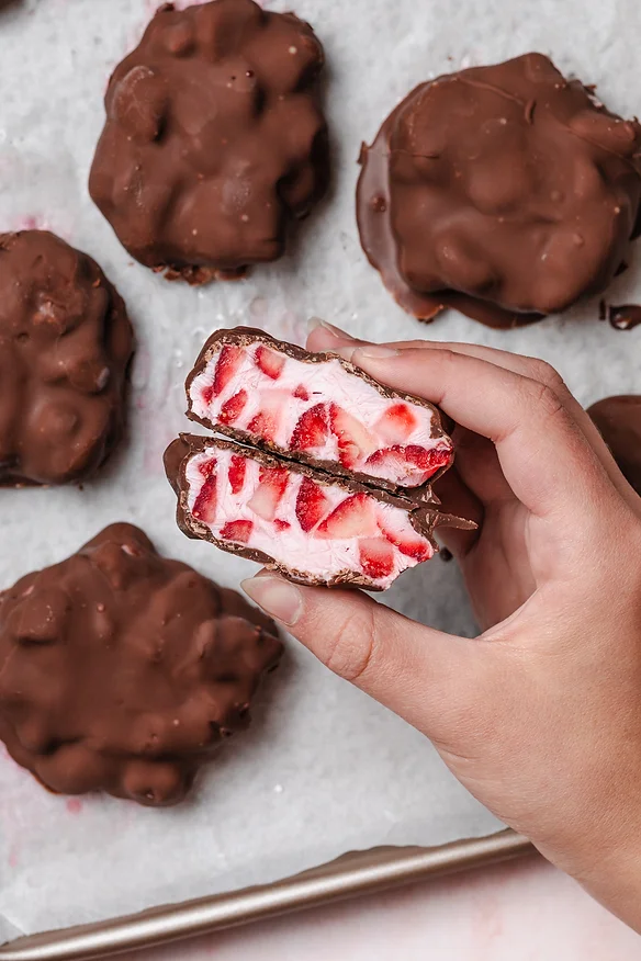 strawberry yogurt bites