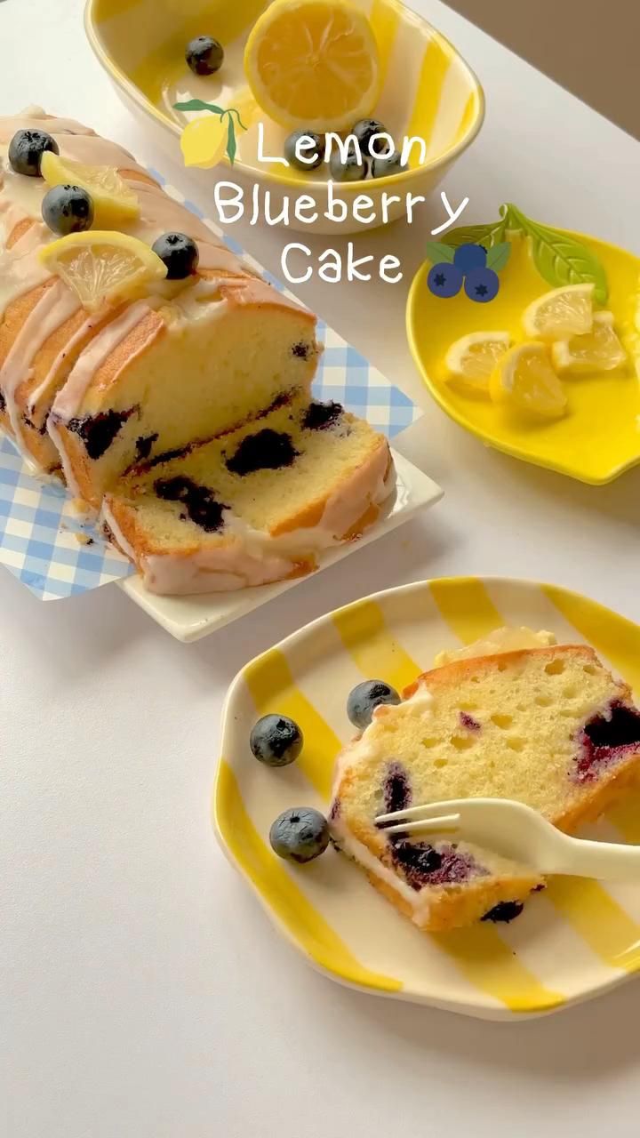 Not-Too-Sweet Banana Oat Snack Cake