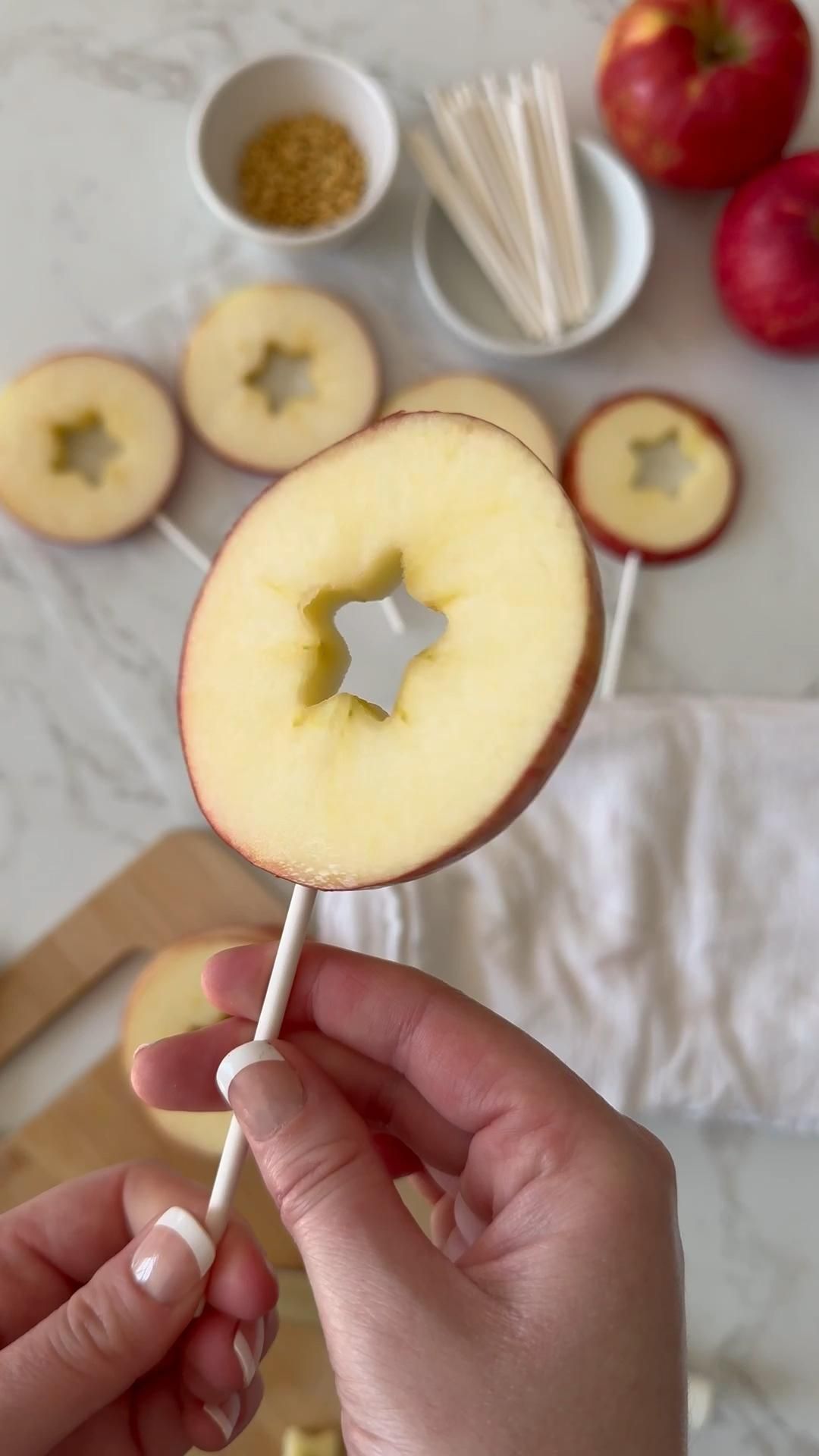 Creative Apple Decoration Tips