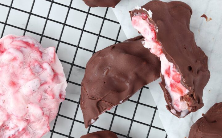 strawberry yogurt bites