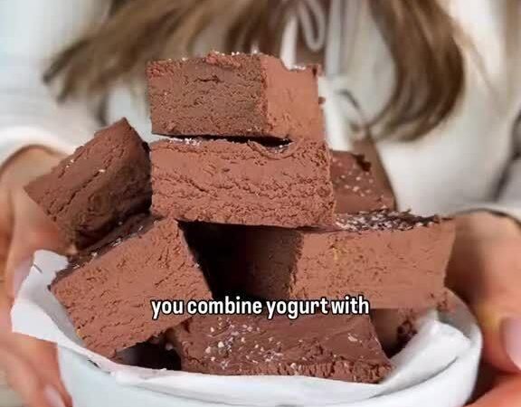 greek yogurt fudge